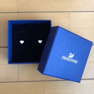 スワロフスキー(SWAROVSKI)の☺︎スワロフスキー　ピアス　非売品☺︎(ピアス)