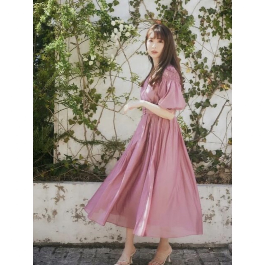 Her lip to Airy Volume Sleeve Dress rose