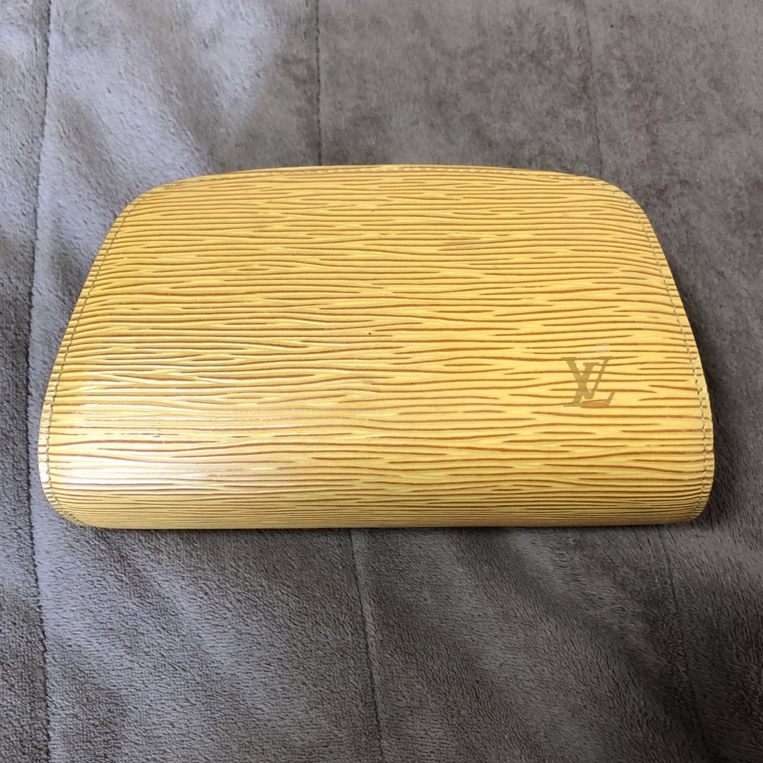 ルイ・ヴィトン(Louis Vuitton) エピ ドーフィーヌ ルイ・ヴィトン(Louis Vuitton) エピ ドーフィーヌ