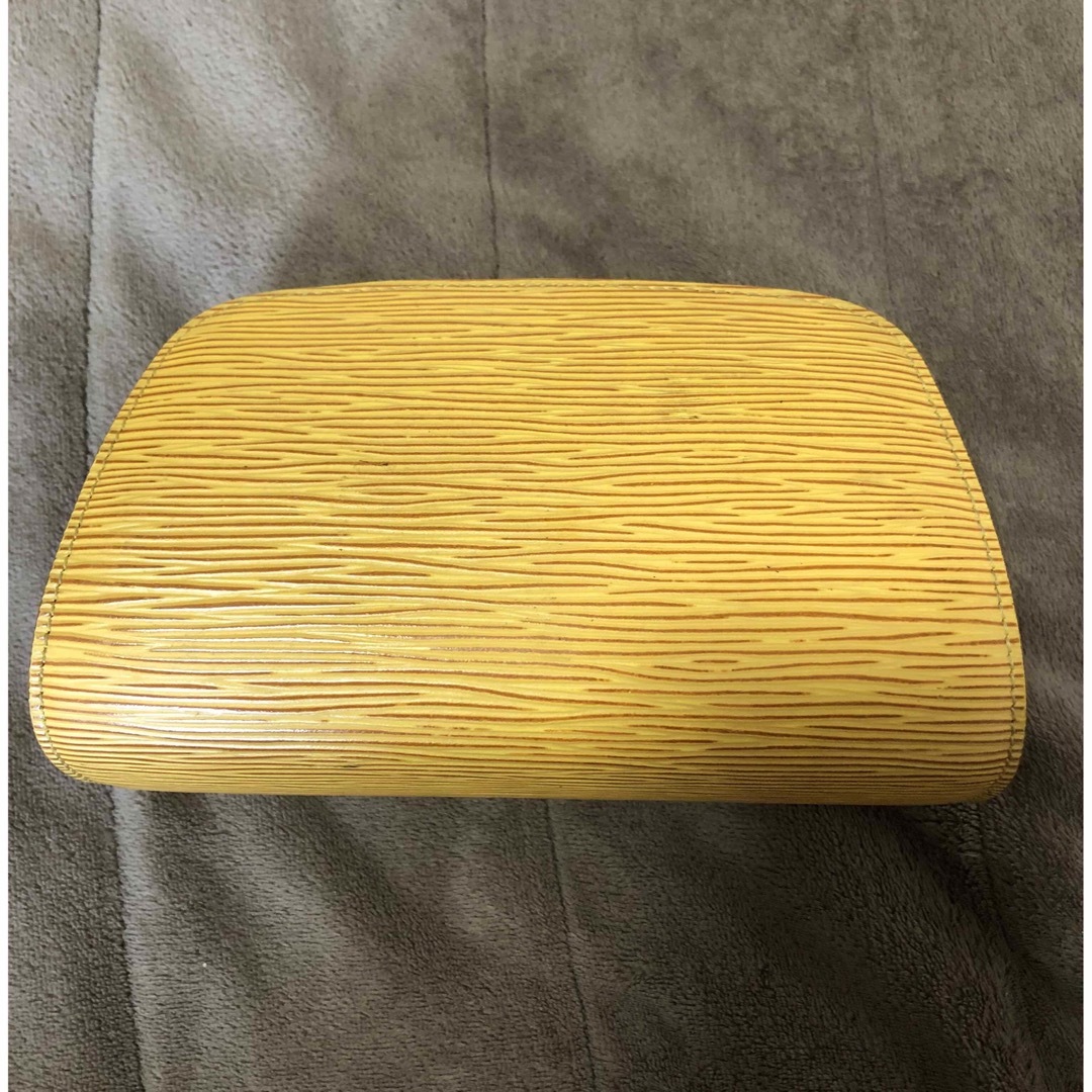 ルイ・ヴィトン(Louis Vuitton) エピ ドーフィーヌ ルイ・ヴィトン(Louis Vuitton) エピ ドーフィーヌ