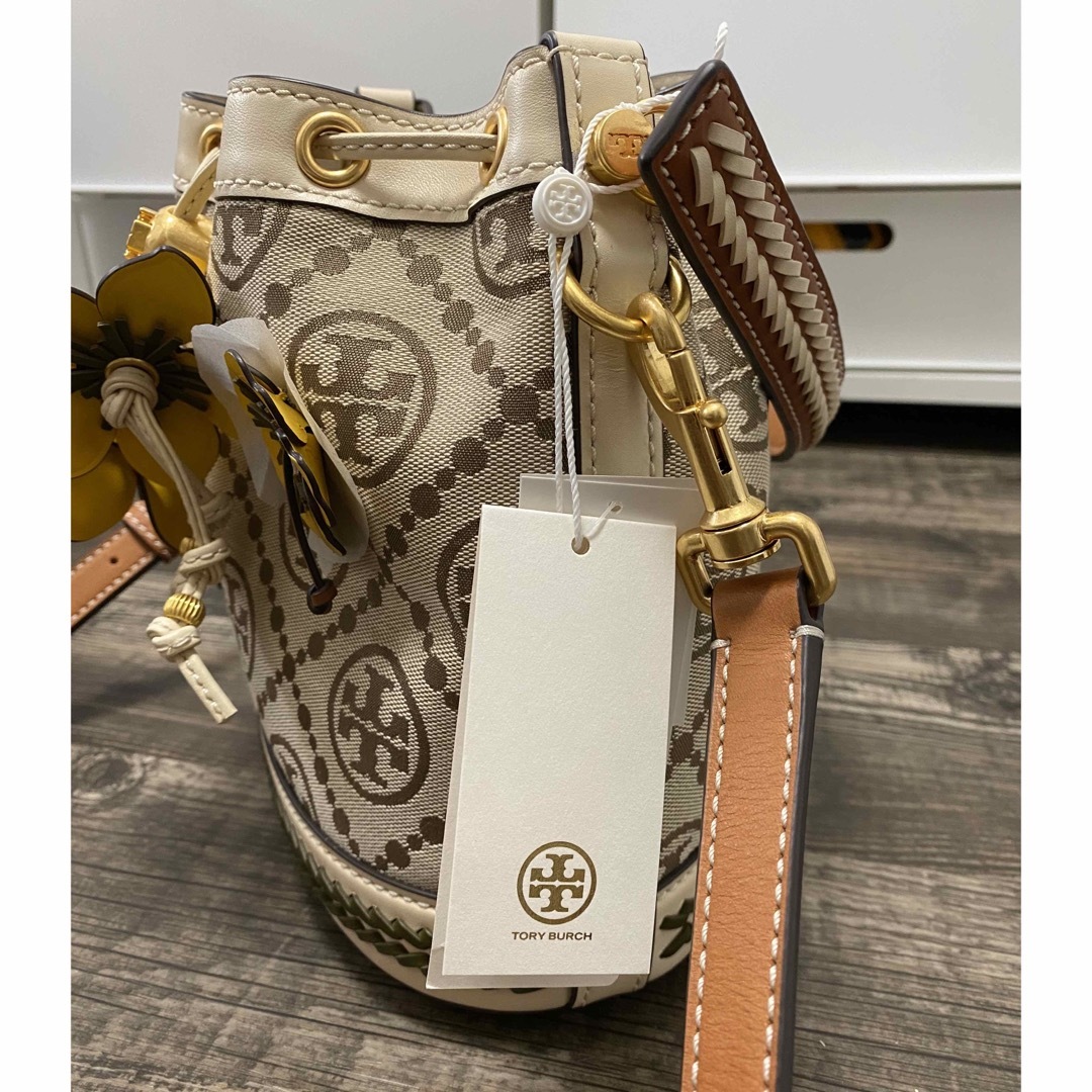 Tory Burch   最後値下げトリーバーチモノグラムフラワーバケット