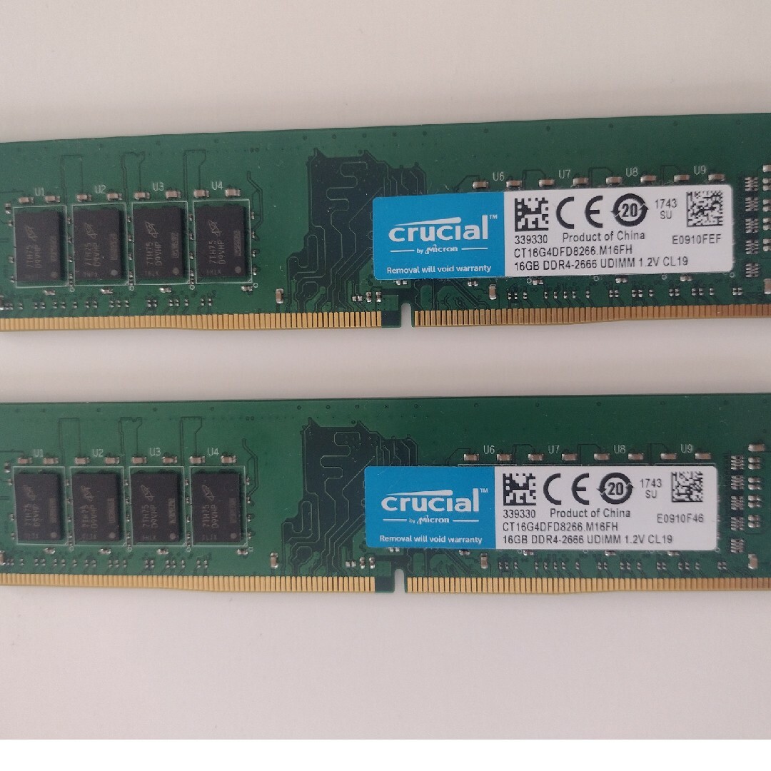 デスクトップPC用 crucial 16GB DDR4 2666MHZ　×2