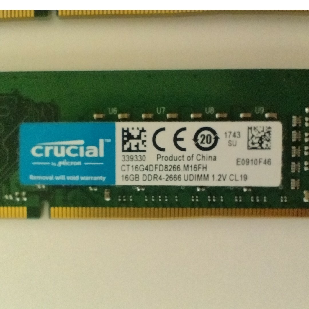 デスクトップPC用 crucial 16GB DDR4 2666MHZ　×2 1