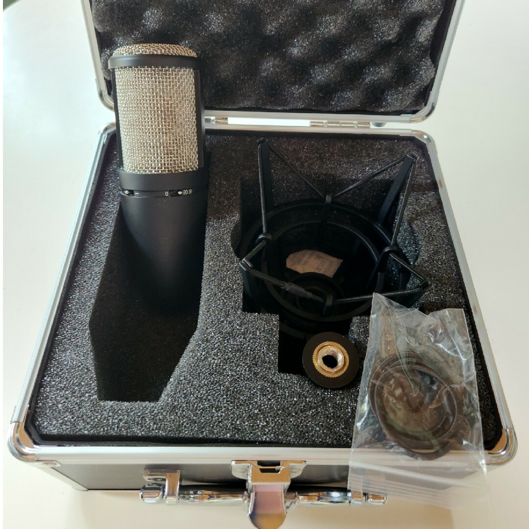 AKG - AKG P420の通販 by くろちゃんshop|アーカーゲーならラクマ