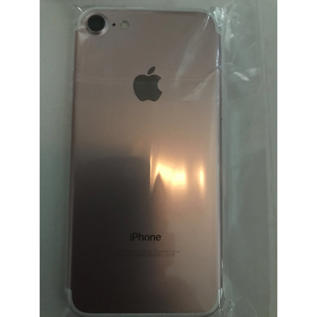 iPhone7 本体 Rose Gold 128 GB SIMフリー 1