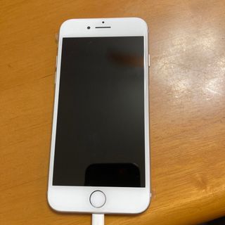 アイフォーン(iPhone)のiPhone8 シルバー　64G SIMロック解除済み(スマートフォン本体)