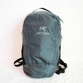 通勤・通学や街歩きに最適☆ARC'TERYX マンティス26 グレー