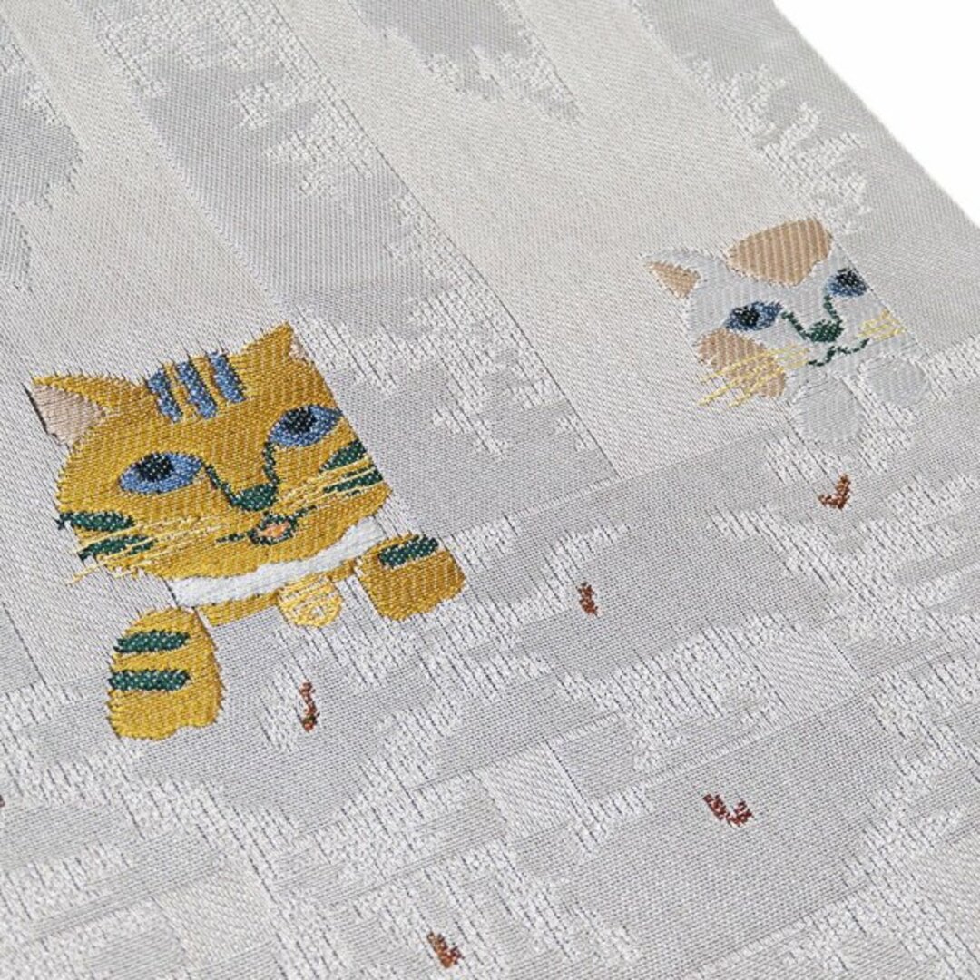 特選 袋帯  リサイクル 正絹 カジュアル 仕立て上がり 猫の図 ネコ ねこ 銀通し 銀鼠色 金 きもの北條 A880-18