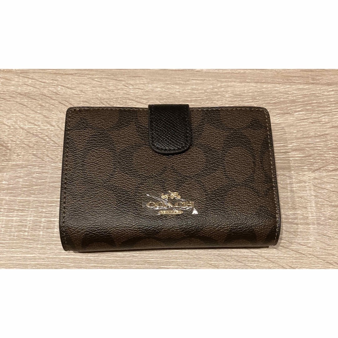 COACH(コーチ)のCOACH コーチ シグネチャー 二つ折り F53562 ブラウン/ブラック レディースのファッション小物(財布)の商品写真