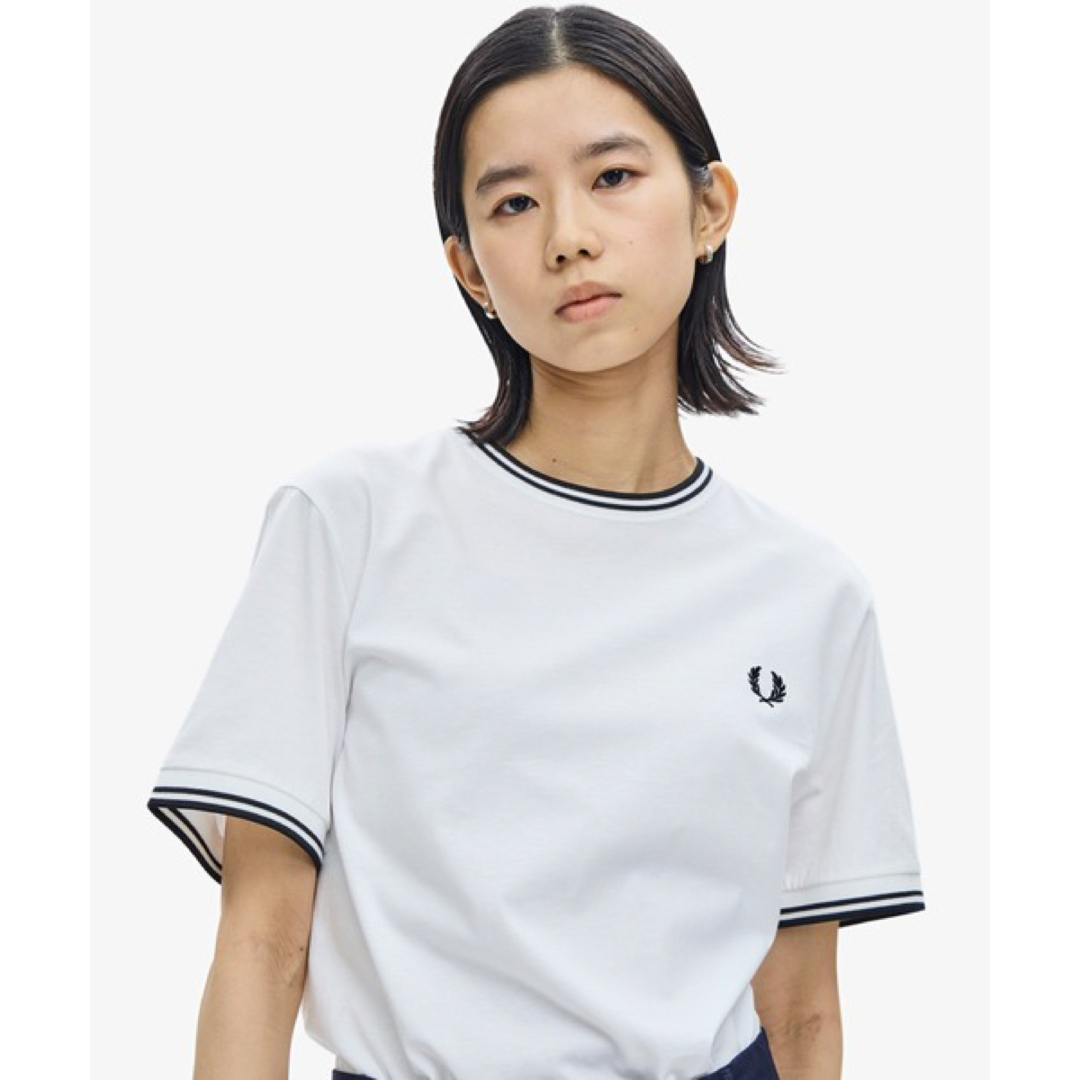 FRED PERRY(フレッドペリー)のFRED PERRY フレッドペリー　Tシャツ　xs レディースのトップス(Tシャツ(半袖/袖なし))の商品写真