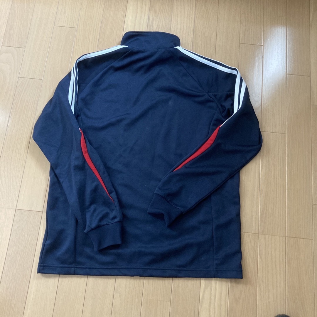 adidas(アディダス)のadidas. 上下ジャージ　紺/赤　Mサイズ メンズのメンズ その他(その他)の商品写真