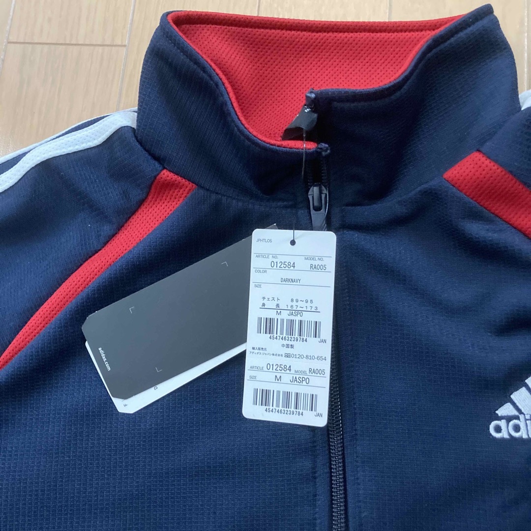 adidas. 上下ジャージ 紺/赤 Mサイズ adidas. 上下ジャージ 紺/赤 Mサイズ
