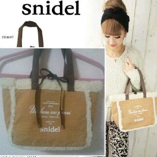 スナイデル(SNIDEL)の再ヶ値下げ！ｽﾅｲﾃﾞﾙﾑｰﾄﾝﾊﾞｯｸ(ショルダーバッグ)