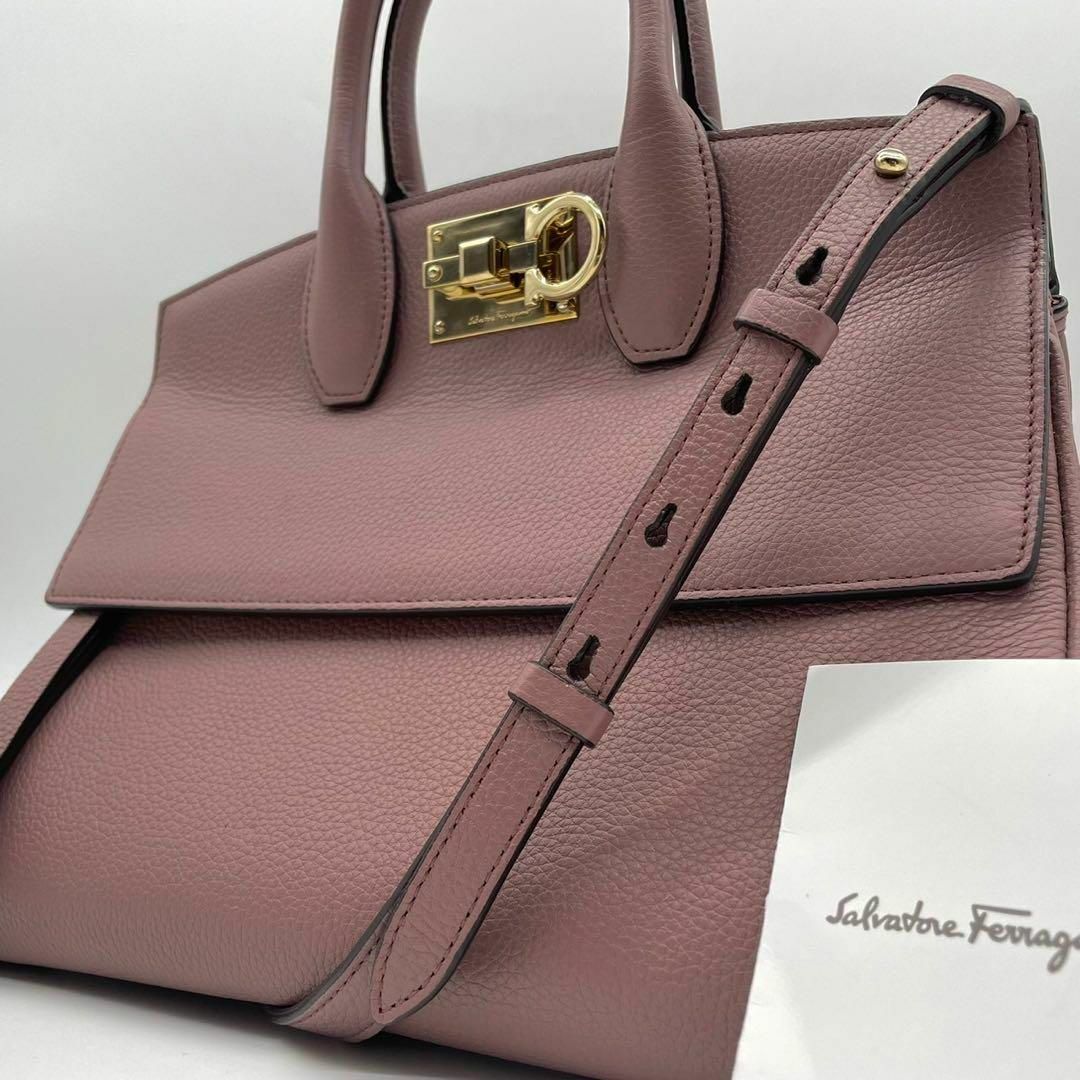 Salvatore Ferragamo - ✨極美品✨ フェラガモ スタジオ ガンチーニ