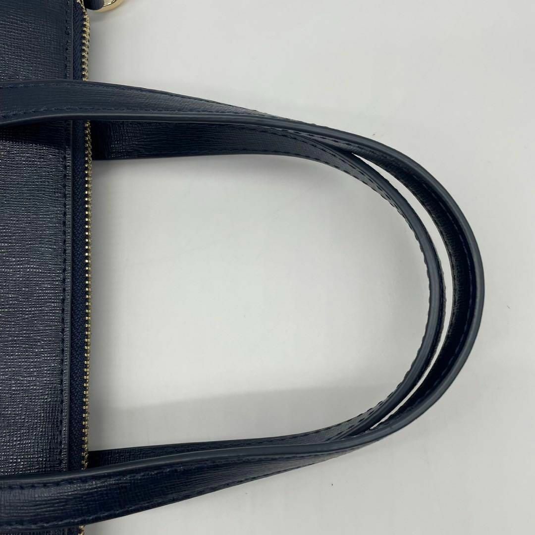 ✨未使用に近い✨ FURLA 2way ハンドバッグ レザー ネイビー 腕かけ 4
