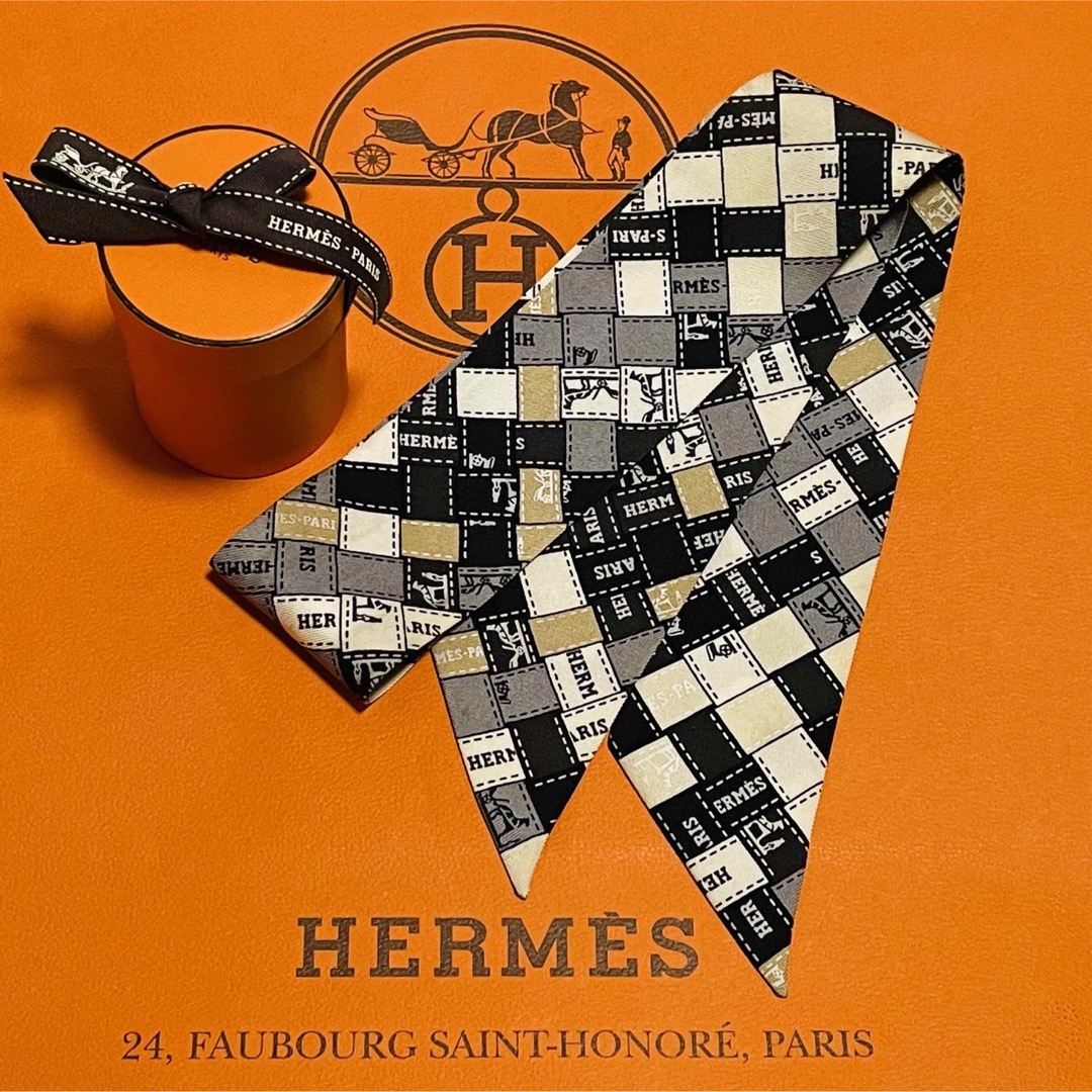 代引可】 人気□HERMES 人気TOP エルメス 蓮の花 スカーフ ツイリー