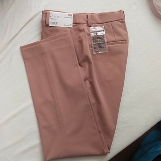 ユニクロ(UNIQLO)のユニクロ　スマートアンクル（パンツレディース)(クロップドパンツ)