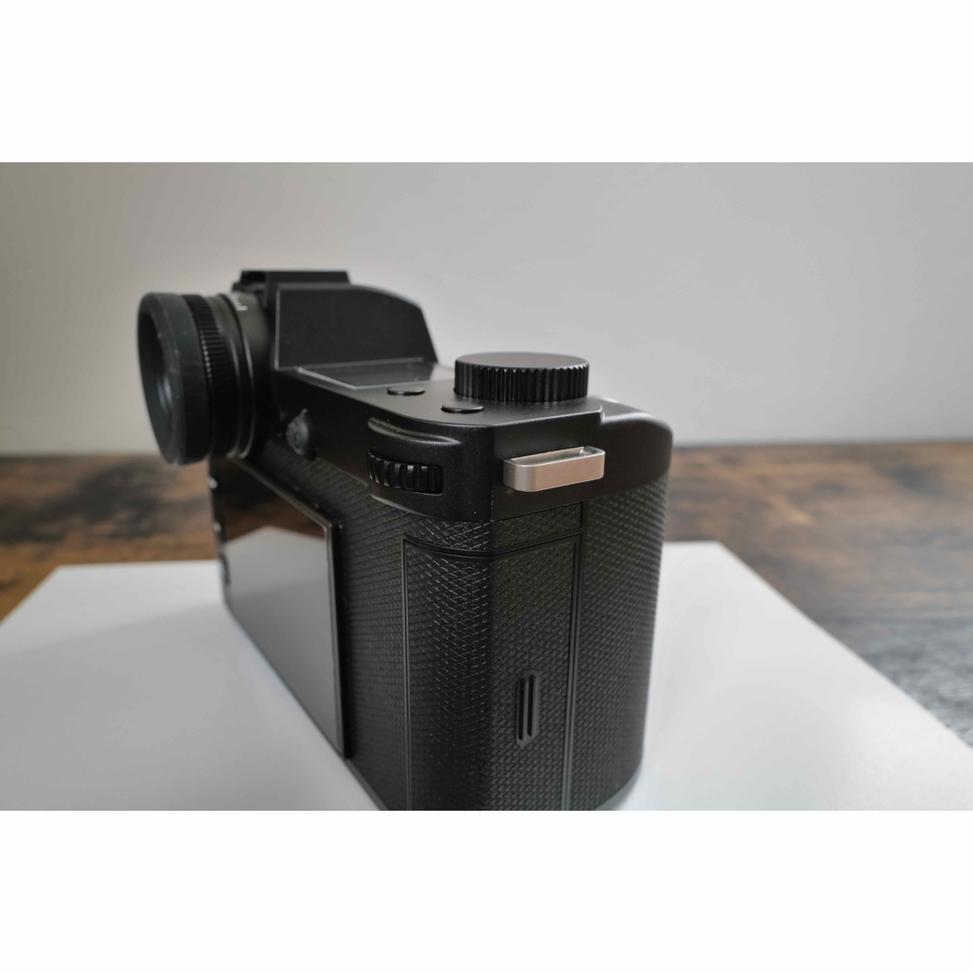 LEICA(ライカ)の【週末特価】Leica SL2  ライカ  SL2（純正バッテリー２個） スマホ/家電/カメラのカメラ(ミラーレス一眼)の商品写真