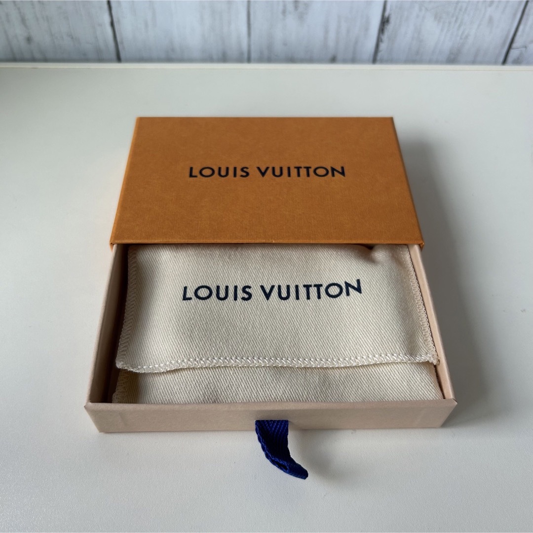 LOUIS VUITTON(ルイヴィトン)の(最終値下げ！)LOUIS VUITTON キーリング レディースのファッション小物(キーケース)の商品写真