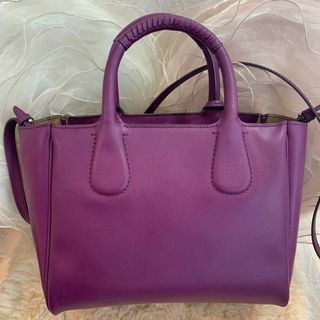 買い誠実 ☆美品☆Salvatore Ferragamo 紫 2WAYバッグ ノリータ