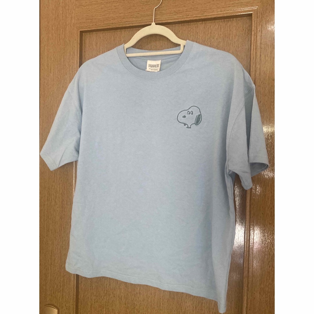 Tシャツ　スヌーピー レディースのトップス(Tシャツ(半袖/袖なし))の商品写真