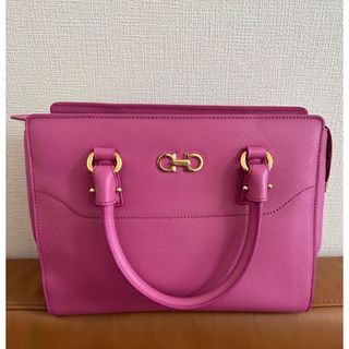 サルヴァトーレフェラガモ(Salvatore Ferragamo)のフェラガモ　バック【美品】(ハンドバッグ)