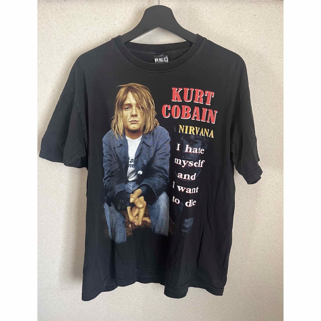 kurt cobain カートコバーン Tシャツ | escolalf.com.br