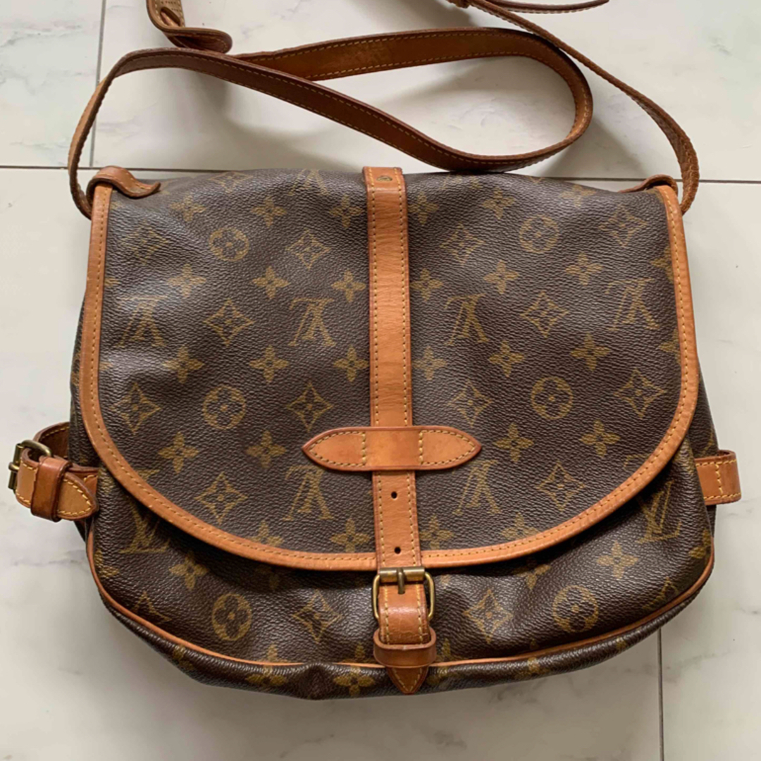 LOUIS VUITTON ルイヴィトン ソミュール