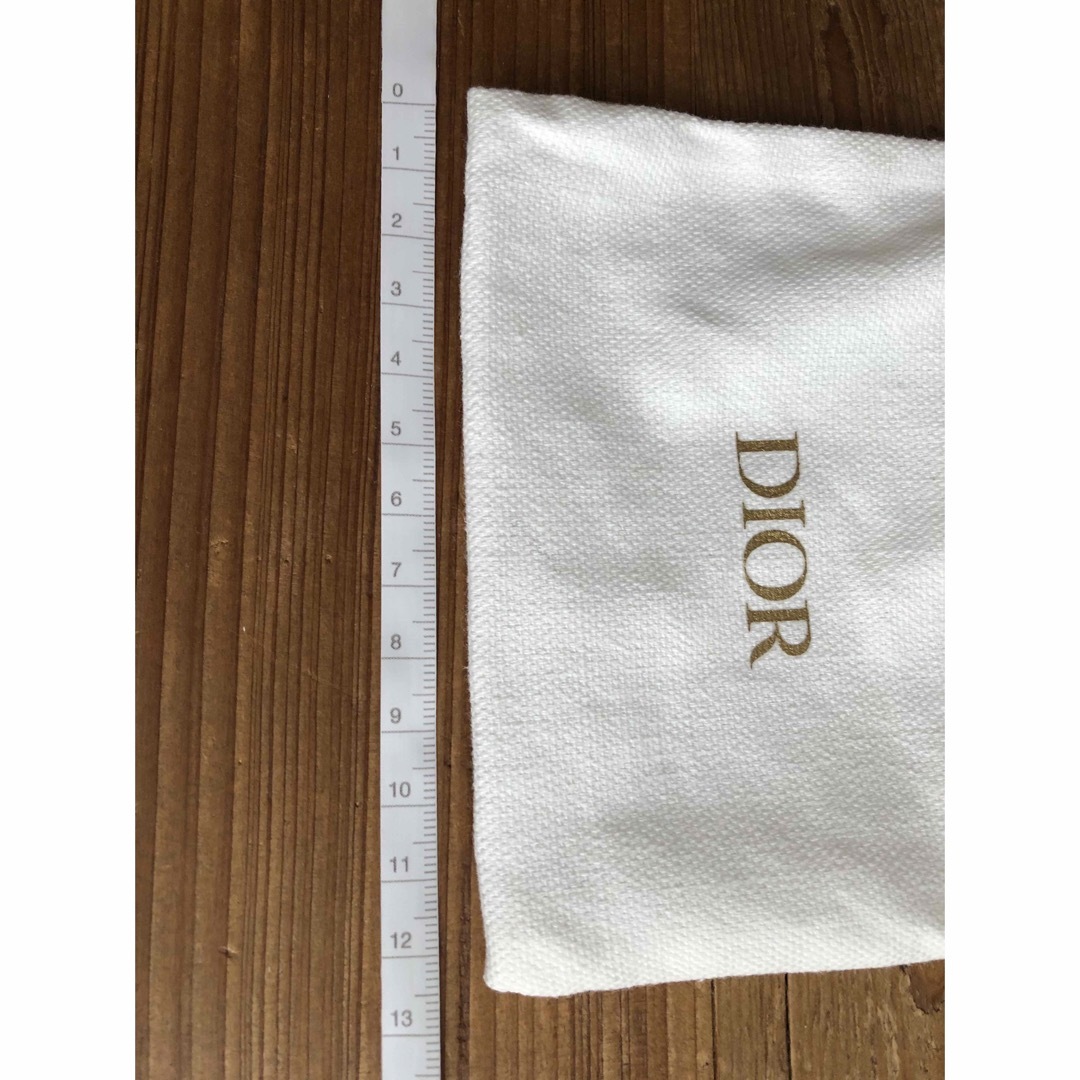 Dior(ディオール)のDIORサンプル　巾着付き コスメ/美容のキット/セット(サンプル/トライアルキット)の商品写真