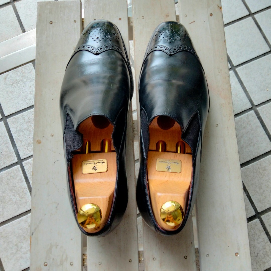Crockett&Jones(クロケットアンドジョーンズ)の美品希少 クロケット&ジョーンズ ハンドグレード 6.5D メンズの靴/シューズ(ドレス/ビジネス)の商品写真