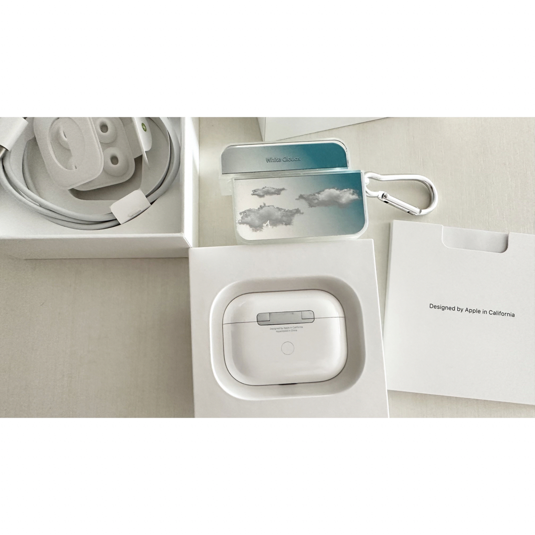 Apple(アップル)の正規品　AirPods Pro スマホ/家電/カメラのオーディオ機器(ヘッドフォン/イヤフォン)の商品写真