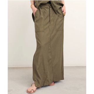 アパルトモンドゥーズィエムクラス(L'Appartement DEUXIEME CLASSE)の【REMI RELIEF/レミレリーフ】Military Maxi Skirt (ロングスカート)