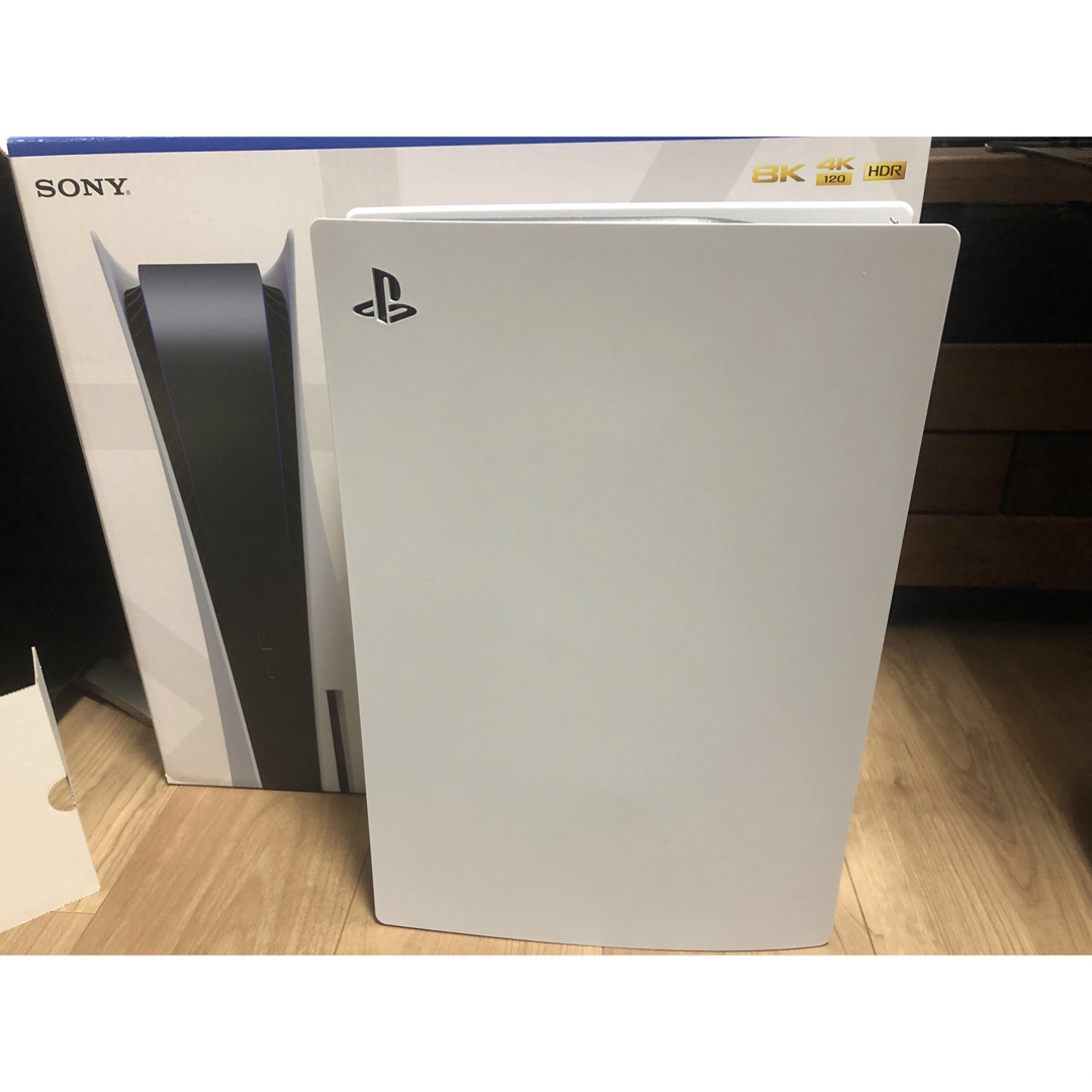 PlayStation(プレイステーション)のPlayStation5 プレイステーション5 本体CFI-1100A01 エンタメ/ホビーのゲームソフト/ゲーム機本体(家庭用ゲーム機本体)の商品写真