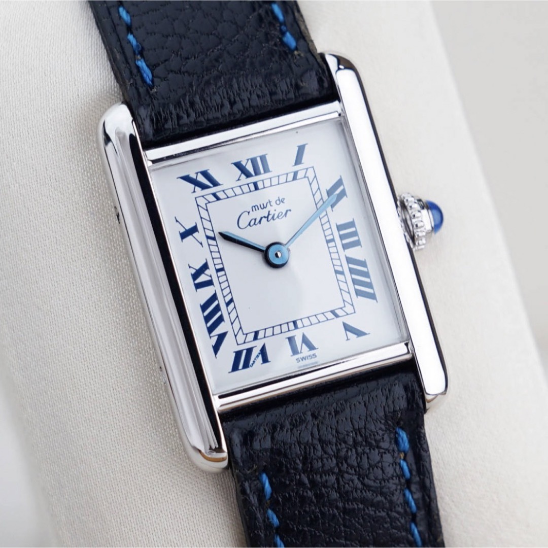 Cartier(カルティエ)のカルティエ マスト タンク シルバー ブルーローマン LM Cartier メンズの時計(腕時計(アナログ))の商品写真