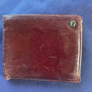 アイグナー(AIGNER)のアイグナー　二つ折り財布　ビンテージ　本革(折り財布)