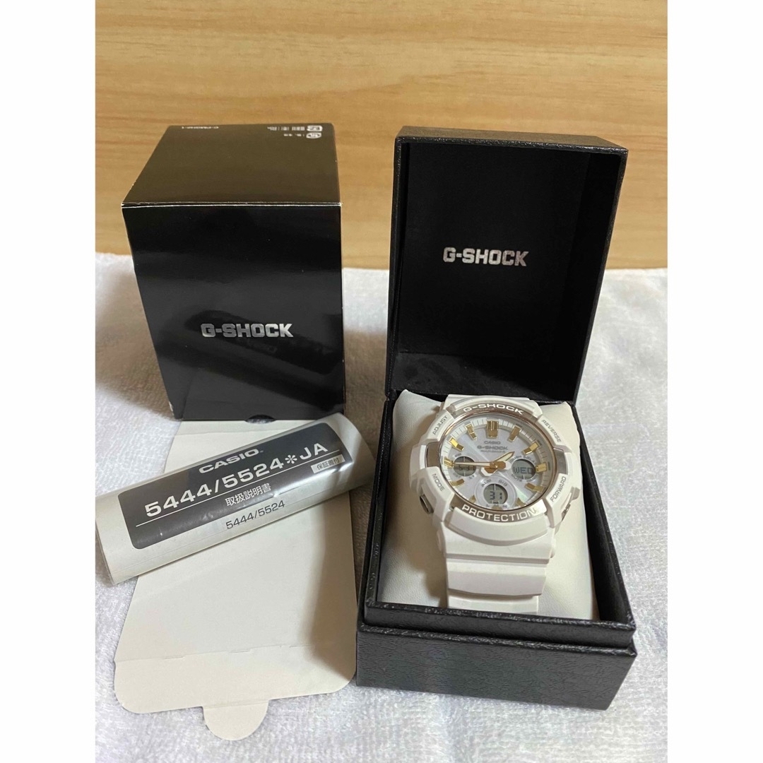 used品CASIO 5444/5524JA G-SHOCK 白 保証書、箱付き