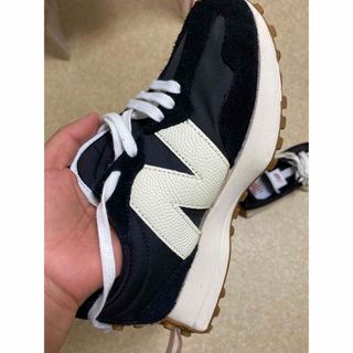 ニューバランス(New Balance)のNew Balance WS327 BL(スニーカー)