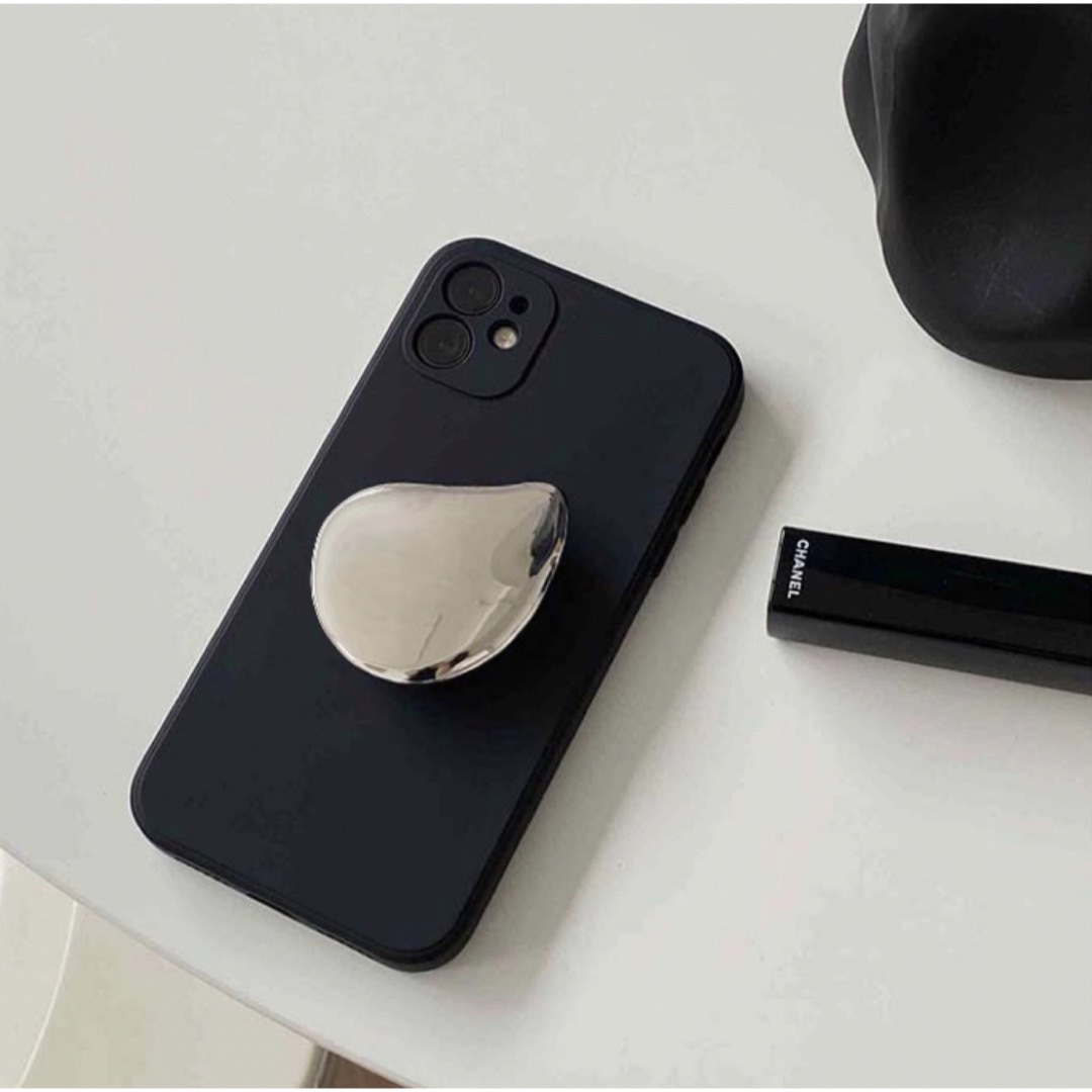 iPhone13pro iPhoneケース ウォータードロップ グリップ 黒 | フリマアプリ ラクマ