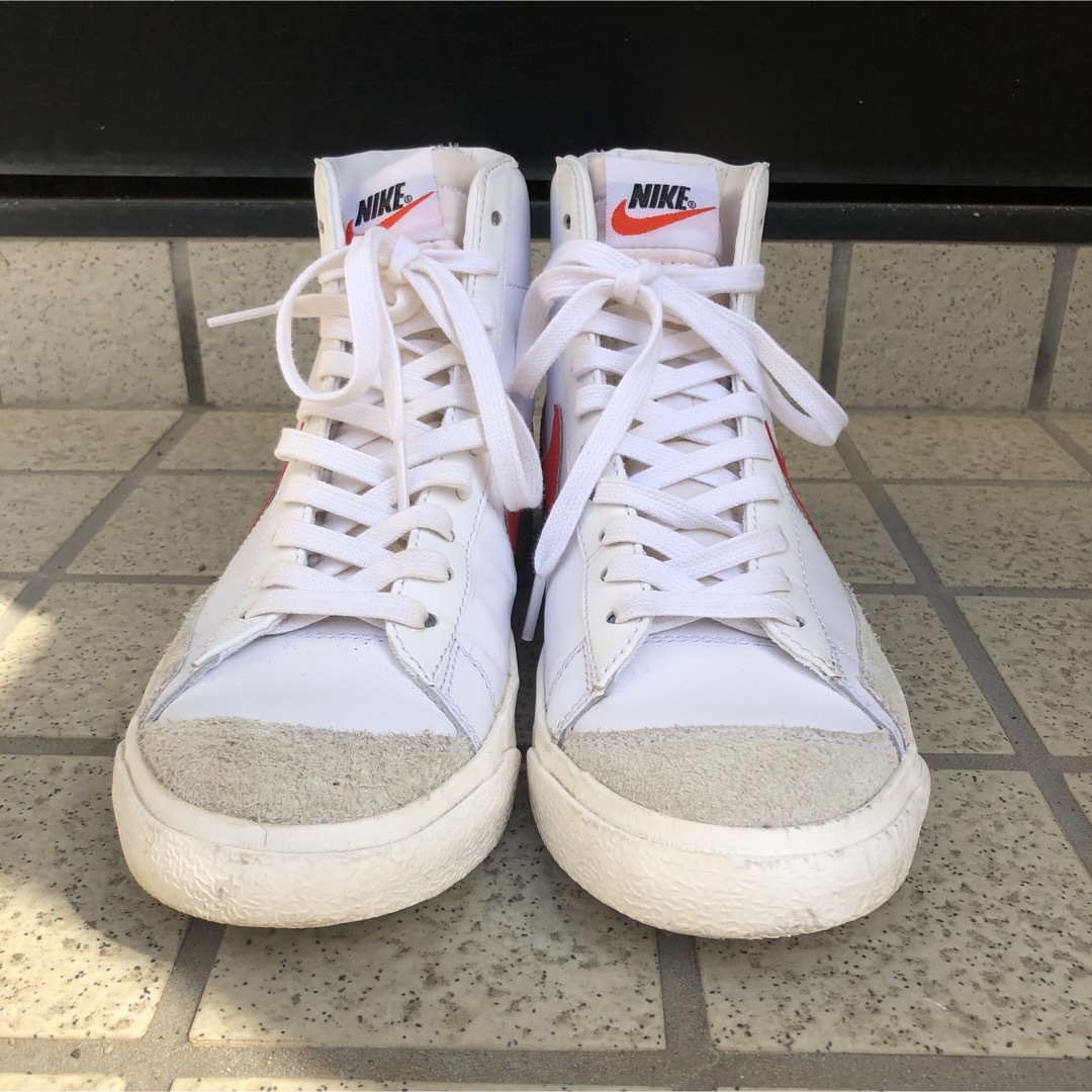 NIKE(ナイキ)のNIKE Blazer Mid 77 Vintage＊ハバネロレッド メンズの靴/シューズ(スニーカー)の商品写真