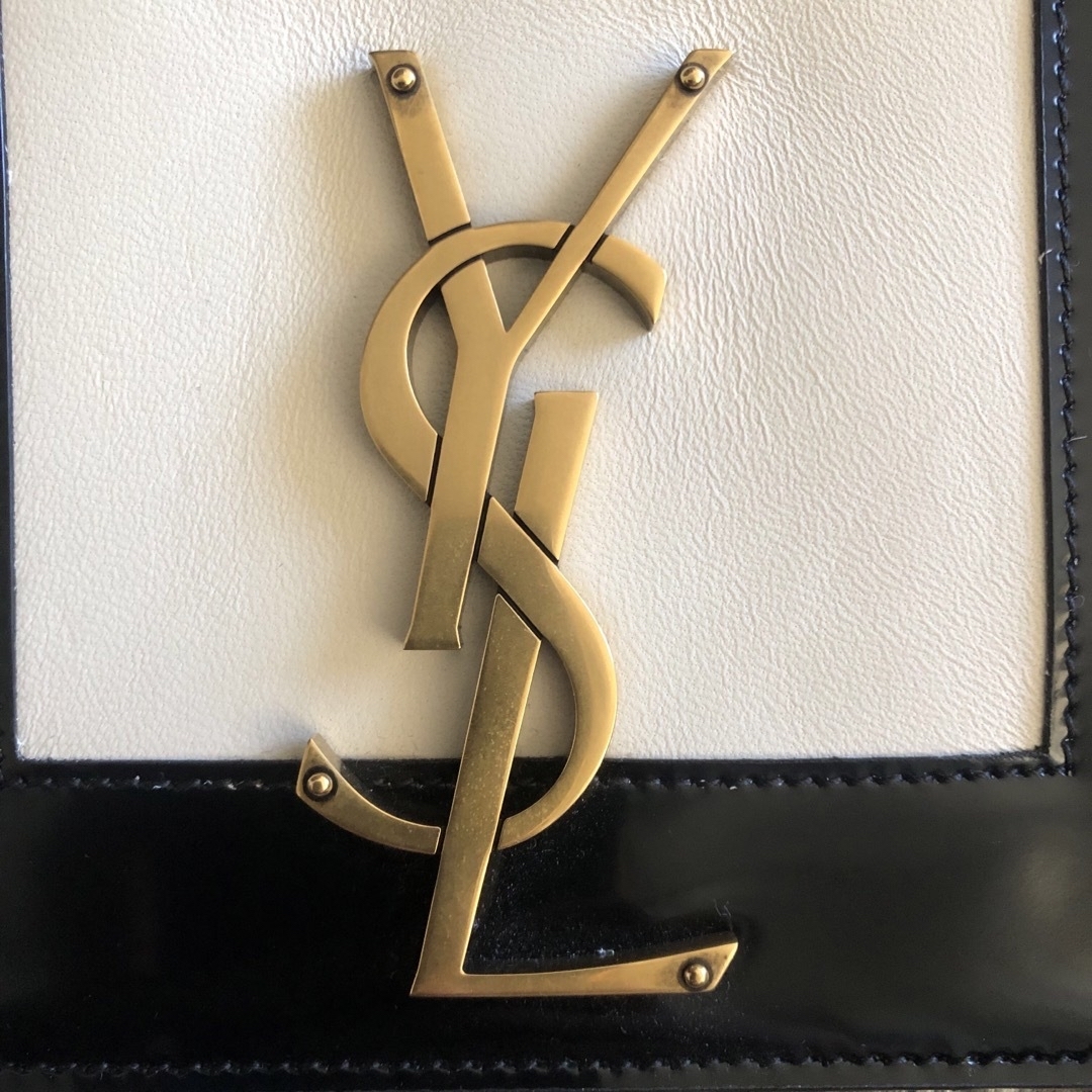 Saint Laurent(サンローラン)の最終値下 SaintLaurent サンローラン　カードケース レディースのファッション小物(財布)の商品写真