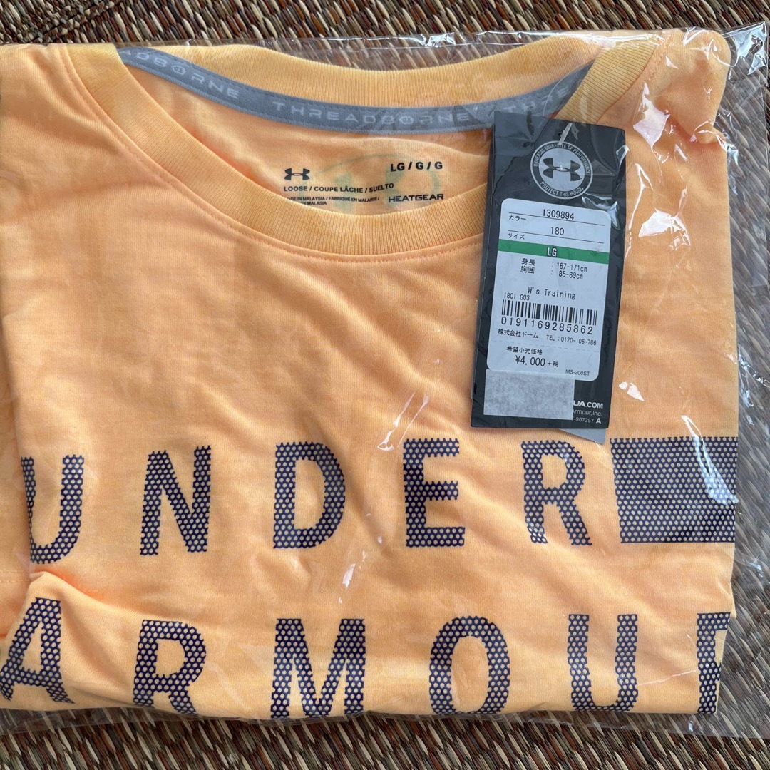 UNDER ARMOUR(アンダーアーマー)のアンダーアーマー　Tシャツ　未使用品 レディースのトップス(Tシャツ(半袖/袖なし))の商品写真