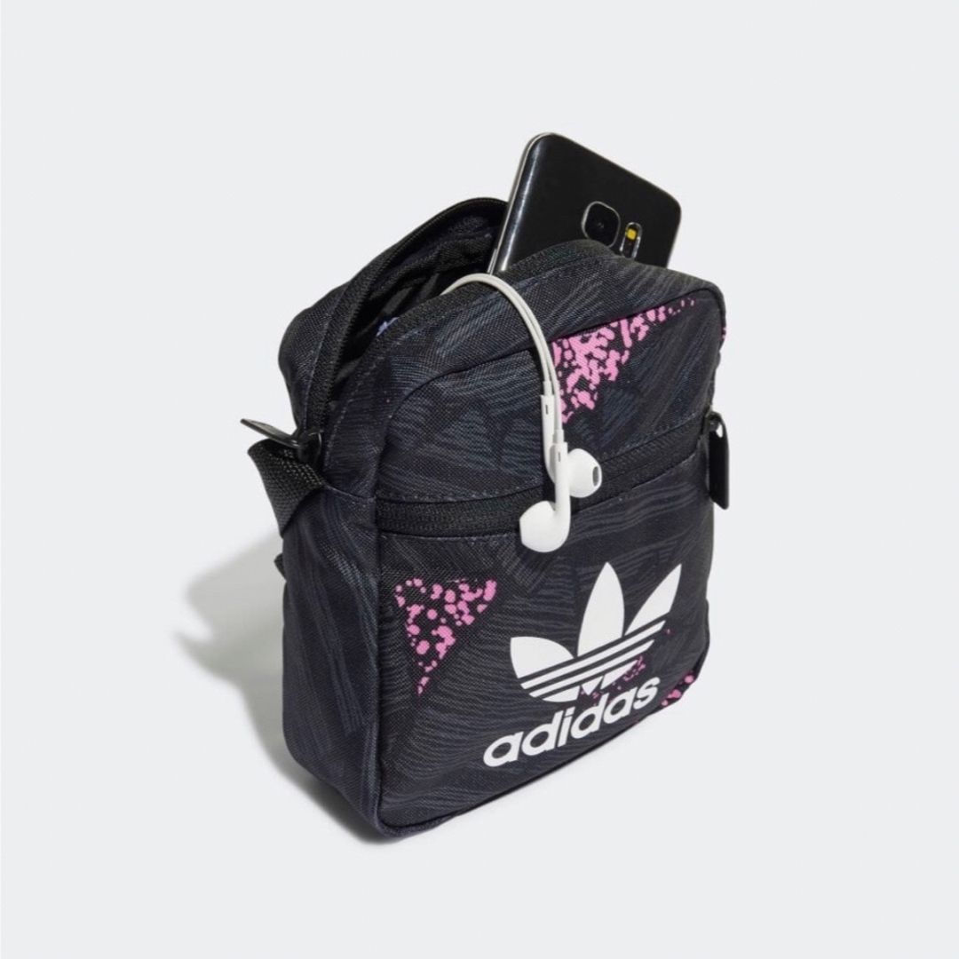 adidas(アディダス)のアディダス/adidas/フェスティバルバッグ 2.5L メンズのバッグ(ショルダーバッグ)の商品写真