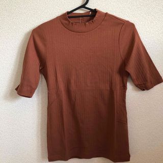 ユニクロ(UNIQLO)の新品タグ付き！UNIQLO リブハイネックT （5分袖）(Tシャツ(長袖/七分))