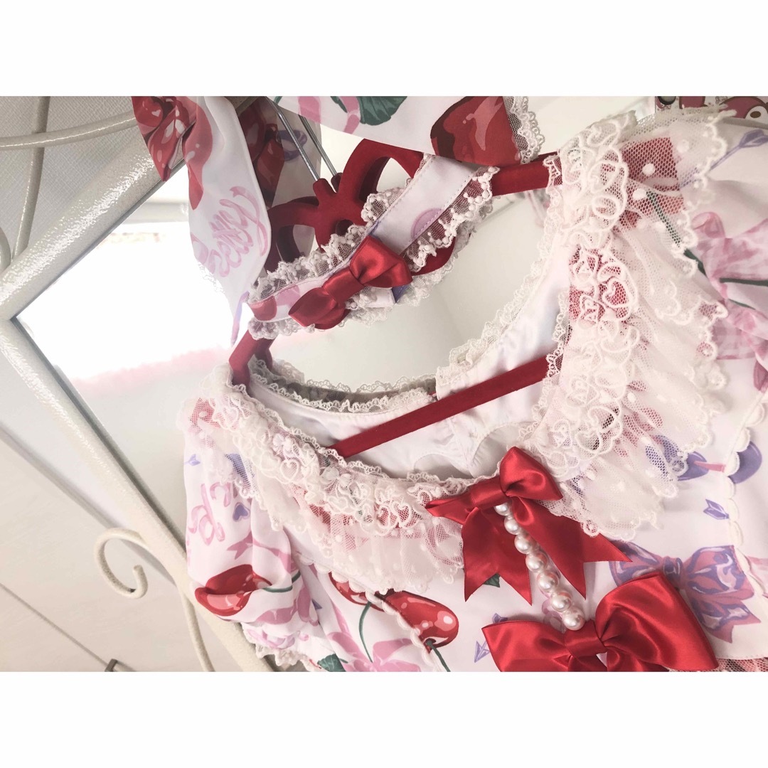 Angelic Pretty(アンジェリックプリティー)の【大幅値下げ】Wrapping Cherry🍒ワンピース レディースのワンピース(ひざ丈ワンピース)の商品写真