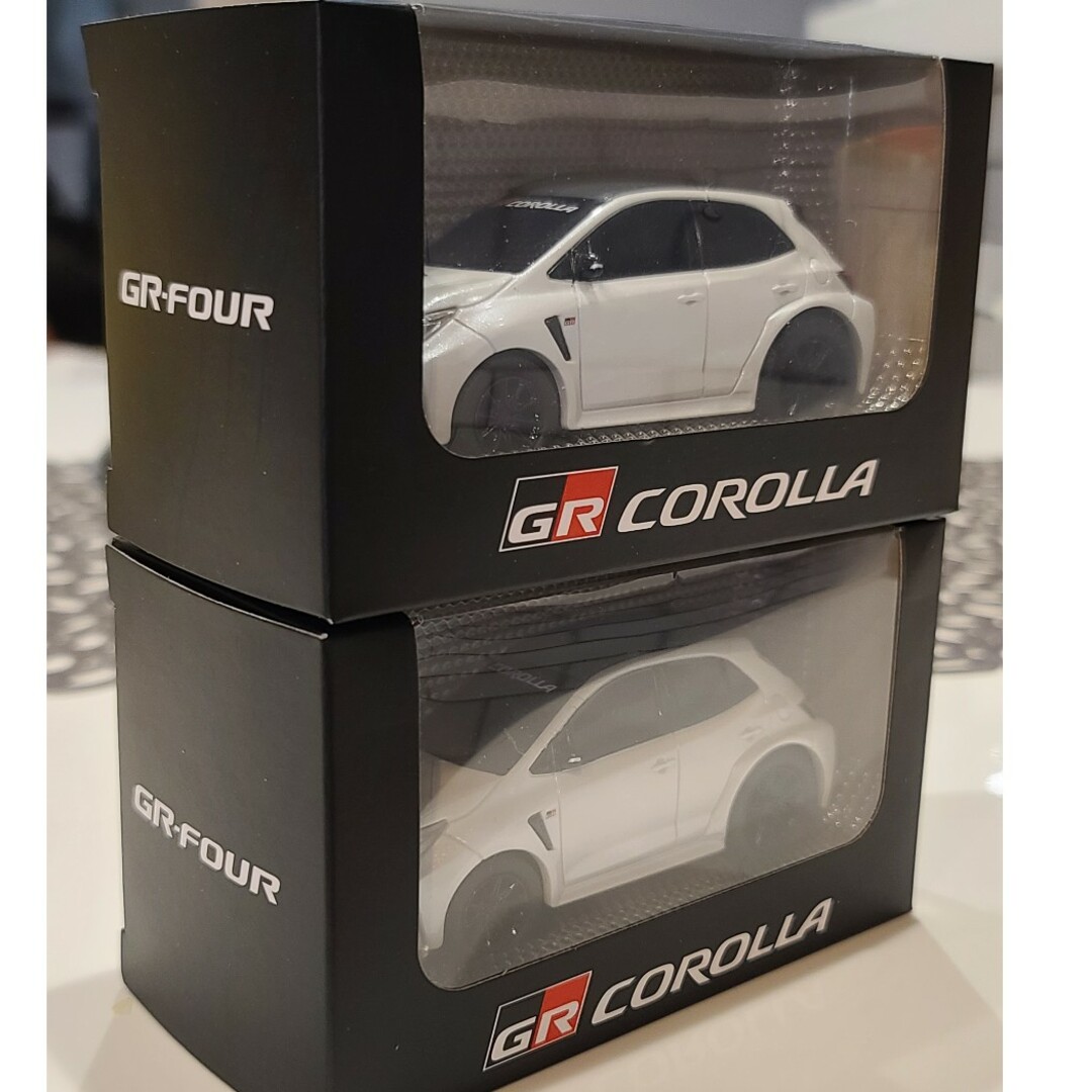 トヨタ(トヨタ)のGR COROLLA模型✕2個 エンタメ/ホビーのおもちゃ/ぬいぐるみ(模型/プラモデル)の商品写真