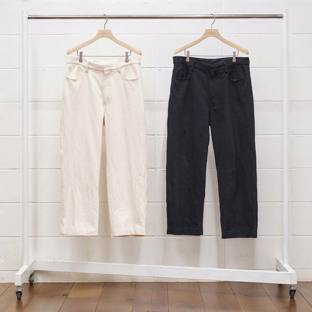 UNUSED(アンユーズド)のUNUSED アンユーズド denim pants ホワイト ワイドデニム メンズのパンツ(デニム/ジーンズ)の商品写真