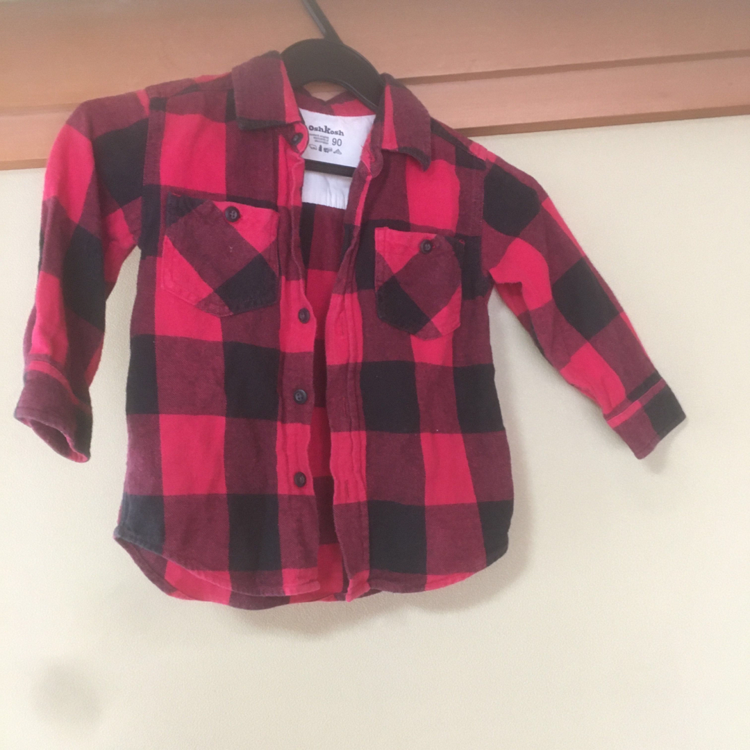 OshKosh(オシュコシュ)のオシュコシュキッズシャツ キッズ/ベビー/マタニティのキッズ服男の子用(90cm~)(ブラウス)の商品写真