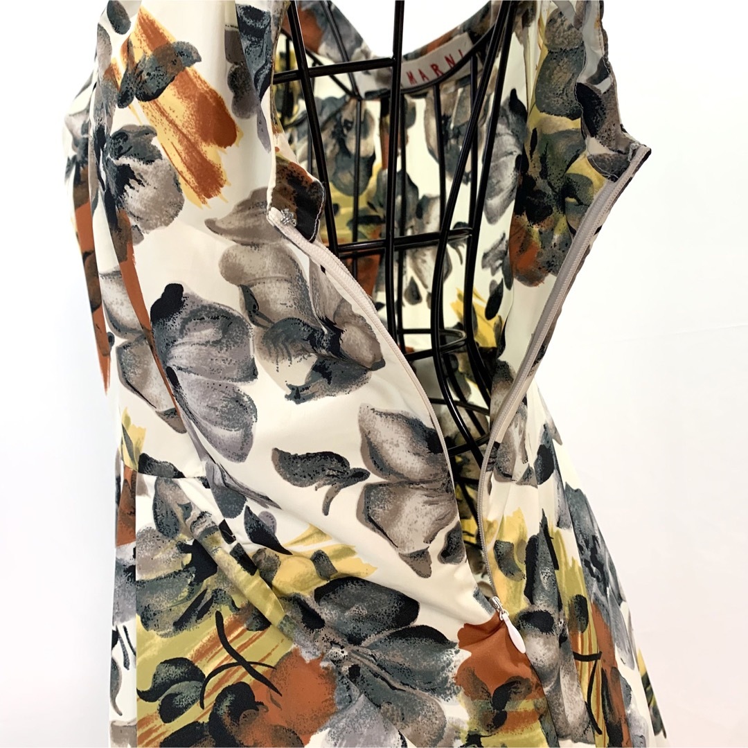 Marni - ☆マルニ MARNI フレンチスリーブ 花柄 フレア ワンピース