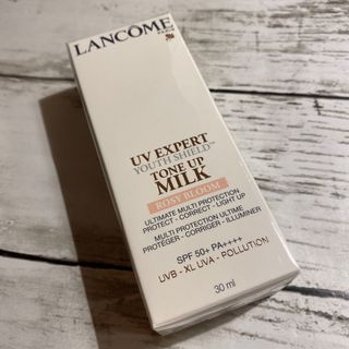 ランコム(LANCOME)の新品未使用　ランコム　UV エクスペール　トーンアップローズ(化粧下地)