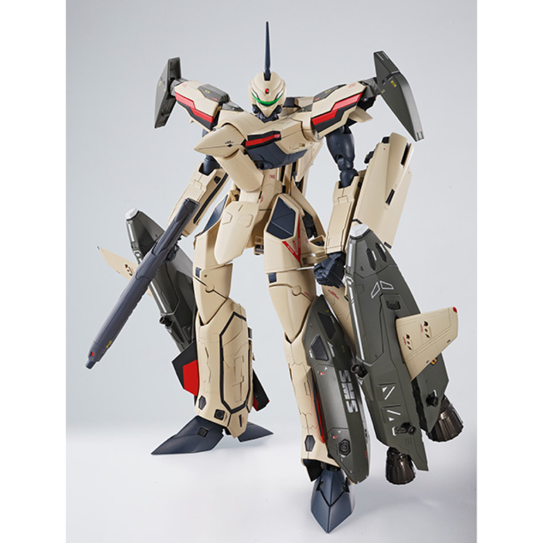 macros(マクロス)の未開封DX超合金 劇場版マクロスF サヨナラノツバサ VF-19 ADVANCE エンタメ/ホビーのフィギュア(アニメ/ゲーム)の商品写真